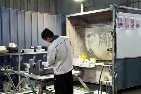 Mold Spraying